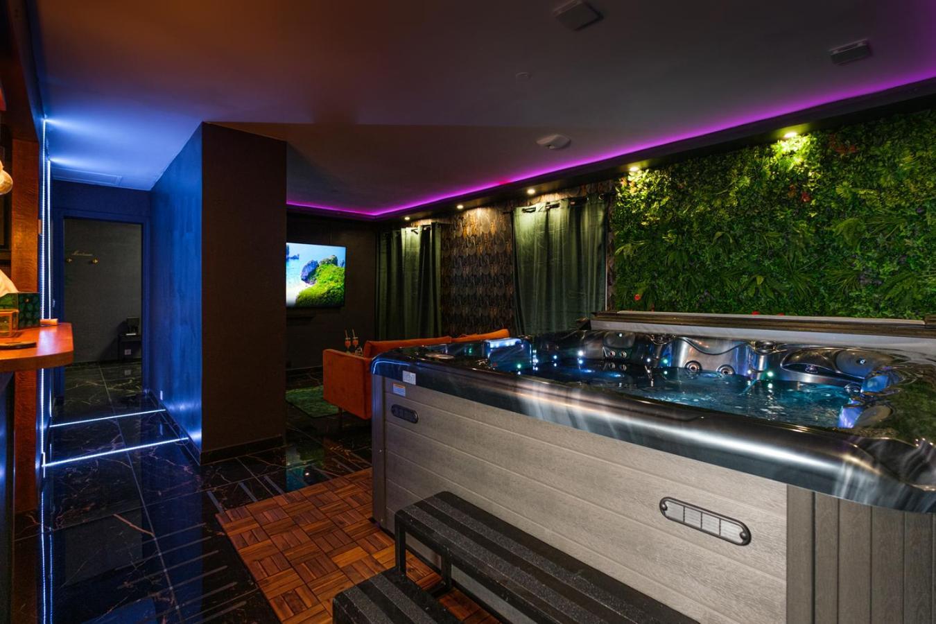 L Escale Jacuzzi Et Sauna Évreux Exteriér fotografie