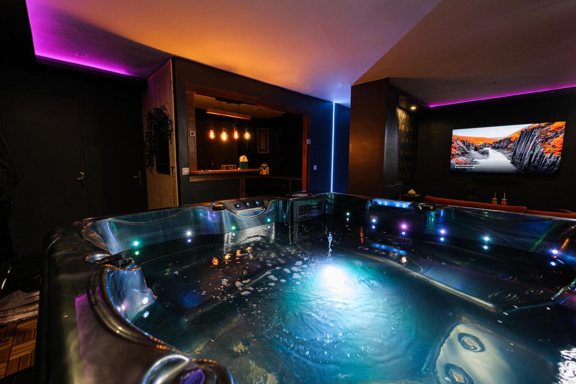 L Escale Jacuzzi Et Sauna Évreux Exteriér fotografie