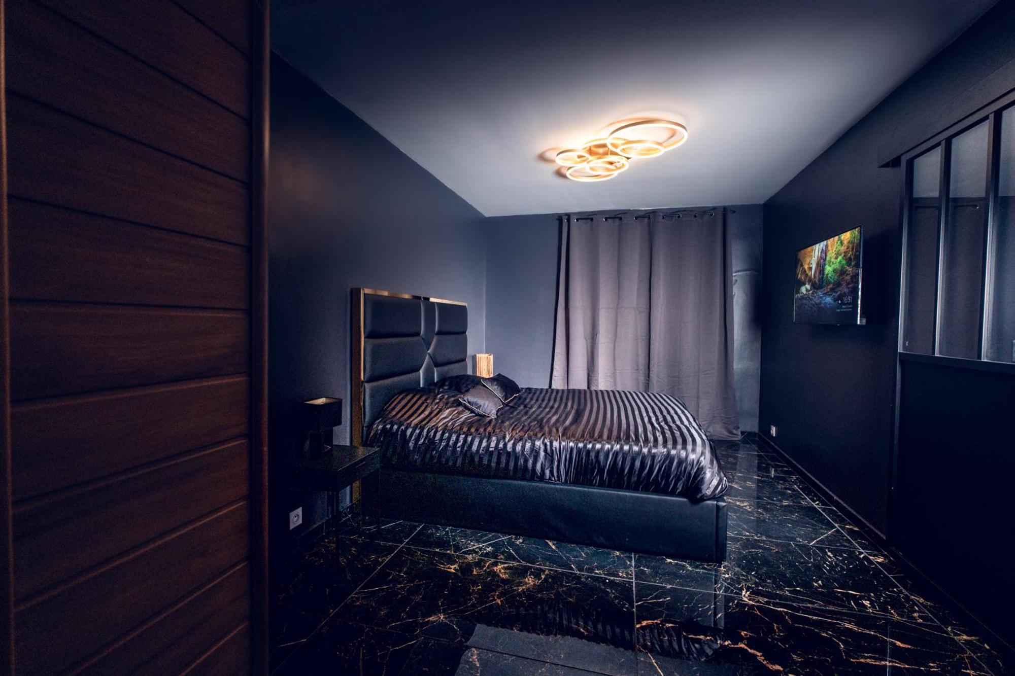 L Escale Jacuzzi Et Sauna Évreux Exteriér fotografie